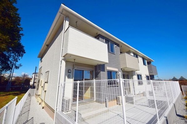 ブリーズの物件外観写真